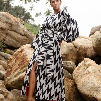 Gray and black lantern sleeve long skirt with belt