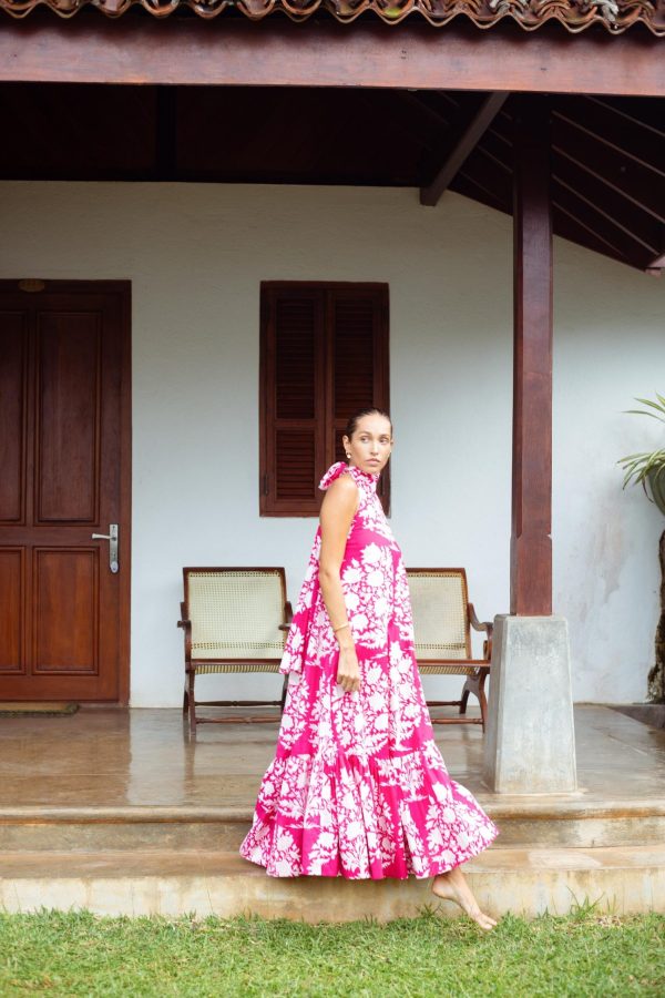 Pink halter back maxi dress - Image 4